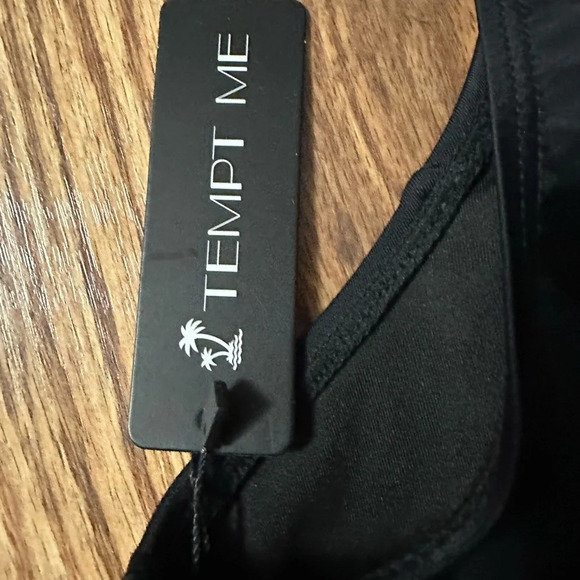 NWT Tempt Me Swimsuit Top, Women’s Small - Picture 7 of 7